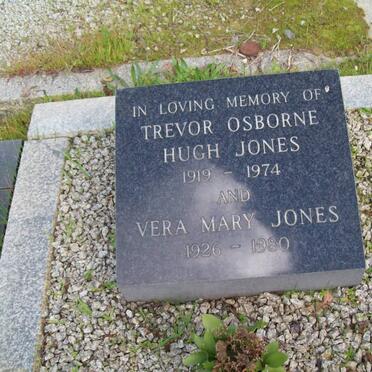 JONES Trevor Osborne Hugh 1919-1974 &amp; Vera Mary 1926-1980