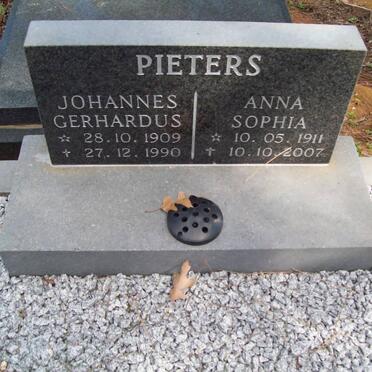 PIETERS Johannes Gerhardus 1909-1990 &amp; Anna Sophia 1911-2007