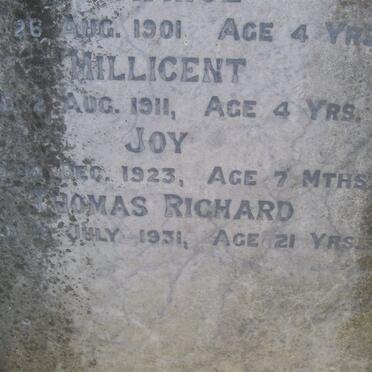 PIETERSE Philip James -1910 &amp; Florentina Carolina -1931 and children_4