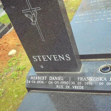 STEVENS Herbert Daniel 1906-1990 &amp; Franszizka J.J. 1916-2000