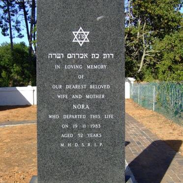 HIRSCHFELD Nora -1983