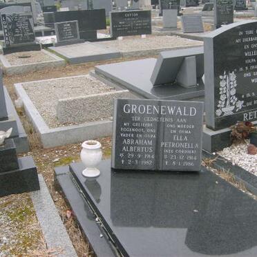 GROENEWALD Abraham Albertus 1914-1982 &amp; Ella Petronella CORDIER 1914-1986