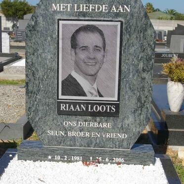 LOOTS Riaan 1981-2006