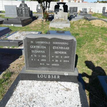 LOUBSER Coenraad Hendrik 1907-2004 &amp; Gertruida Susanna 1913-1993