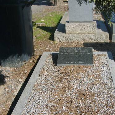 MALAN Daniel Stephanus 1905-1993
