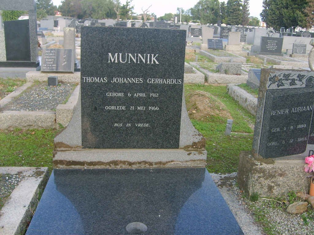 MUNNIK Thomas Johannes Gerhardus 1912-1966