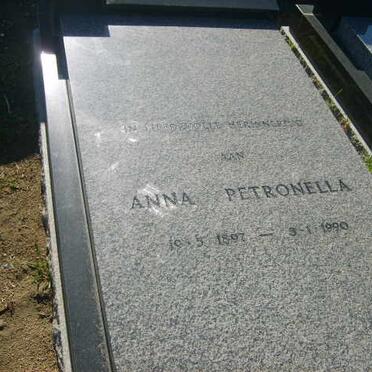 ROUX Anna Petronella, le 1897-1990