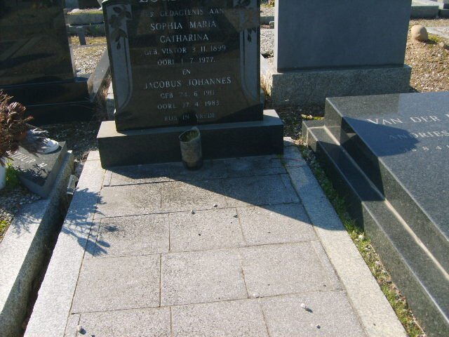 ? Jacobus Johannes 1911-1983 &amp; Sophia Maria Catharina VIKTOR 1899-1977