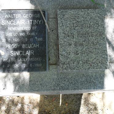 SINCLAIR Walter George 1920-1986 &amp; Peggy Beulah 1926-1999 :: VAN NIEKERK Tassie 1897-1987 
