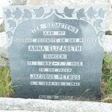 MERWE Jacobus Petrus, van der 1894-1961 &amp; Anna Elizabeth BURGER 1892-1958