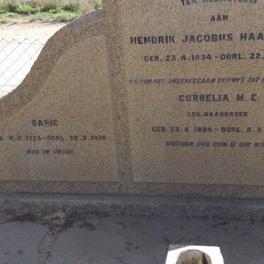 HAASBROEK Hendrik Jacobus 1894-1945 &amp; Cornelia M.E. HAASBROEK 1894-1978