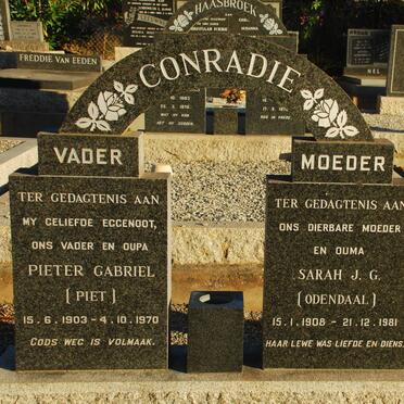 CONRADIE Pieter Gabriel 1903-1970 &amp; Sarah J.G. ODENDAAL 1908-1981