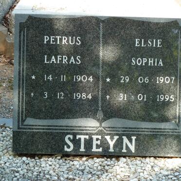 STEYN Petrus Lafras 1904-1984 &amp; Elsie Sophia 1907-1995
