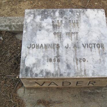 VICTOR Johannes J.A. 1858-1920 &amp; Johanna S.M. CROUS 1863-1931