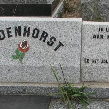 BADENHORST Sarah 1956-2000