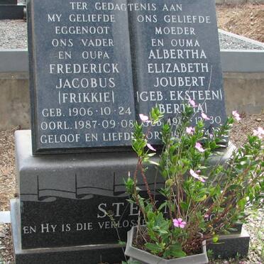 STEYN Frederick Jacobus 1906-1987 &amp; Albertha Elizabeth Joubert EKSTEEN 19??-19??