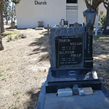 DANIELS Martin William 1966-1982 :: DANIELS Allistair Phillip 1974-1994