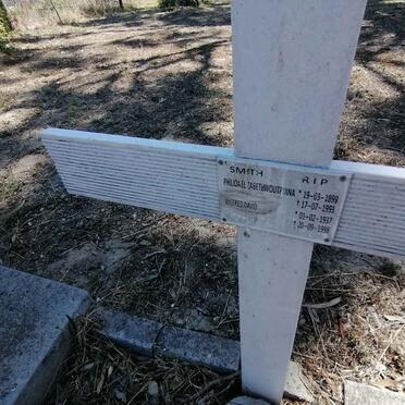 SMITH Philida Elizabeth Woutruina 1899-1993 :: SMITH Wilfred David 1937-1998