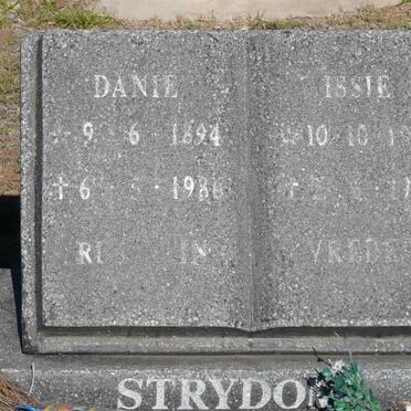 STRYDOM Danie 1894-1980 &amp; Issie 1901-1998