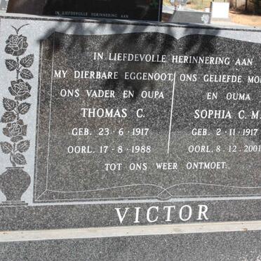 VICTOR Thomas C. 1917-1988 &amp; Sophia C.M. 1917-2001