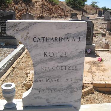 KOTZE  Catharina A.J. nee COETZEE 1910-1952
