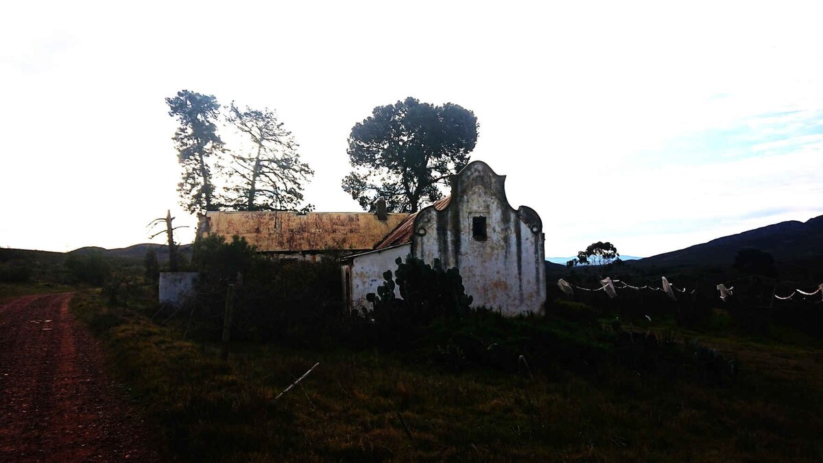 2. Oorsig / Overview