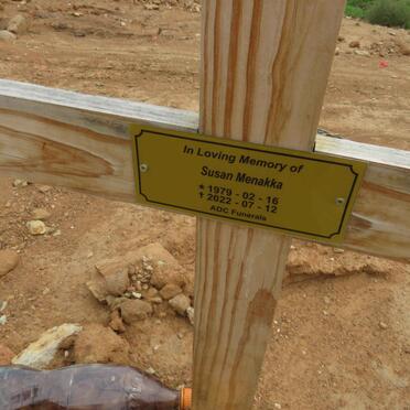 MENAKKA Susan 1979-2022