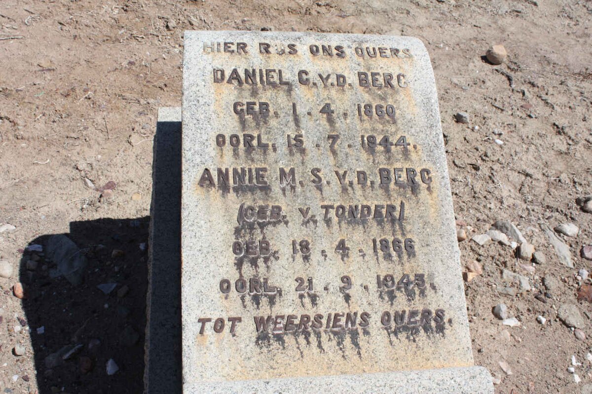BERG Daniel C., v.d. 1860-1944 &amp; Annie M.S. VAN TONDER 1866-1945