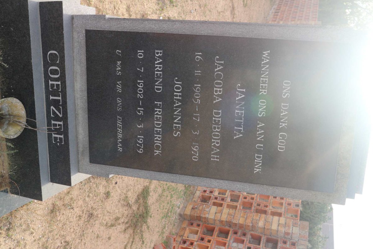 COETZEE Johannes Barend Frederick 1902-1979 &amp; Janetta Jacoba Deborah 1905-1970