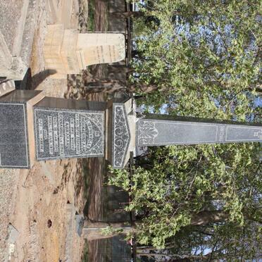 ROUX Abramam Gerhardus, Le 1875-1937 &amp; Antoinette Maria KRIEGLER 1885-1968