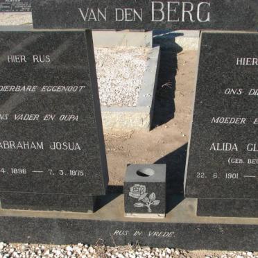 BERG Abraham Josua, van den 1896-1975 &amp; Alida Glaudina BEUKES 1901-1978