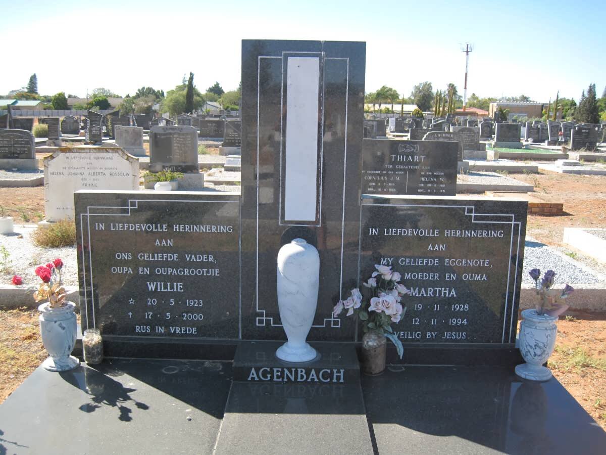 AGENBACH Willie 1923-2000 &amp; Martha 1928-1994