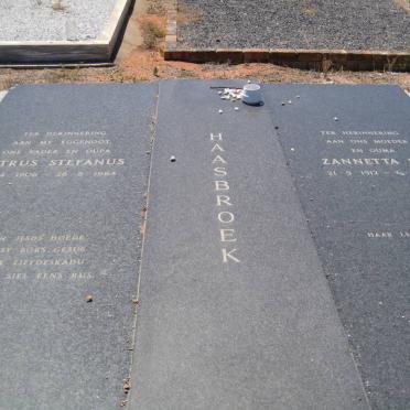 HAASBROEK Petrus Stefanus 1908-1984 &amp; Zannetta H.D. 1912-1990