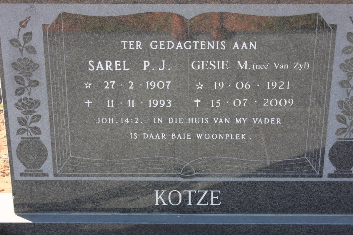 KOTZE Sarel P.J. 1907-1993 &amp; Gesie M. VAN ZYL 1921-2009