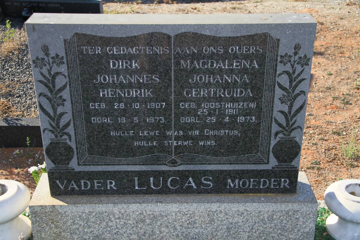 LUCAS Dirk Johannes Hendrik 1907-1973 &amp; Magdalena Johanna Gertruida OOSTHUIZEN 1911-1973