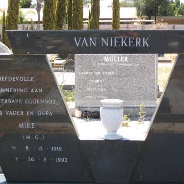 NIEKERK M.C., van 1919-1992