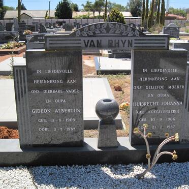 RHYN Gideon Albertus, van 1903-1987 &amp; Huibrecht Johanna KOEGELENBERG 1906-1987