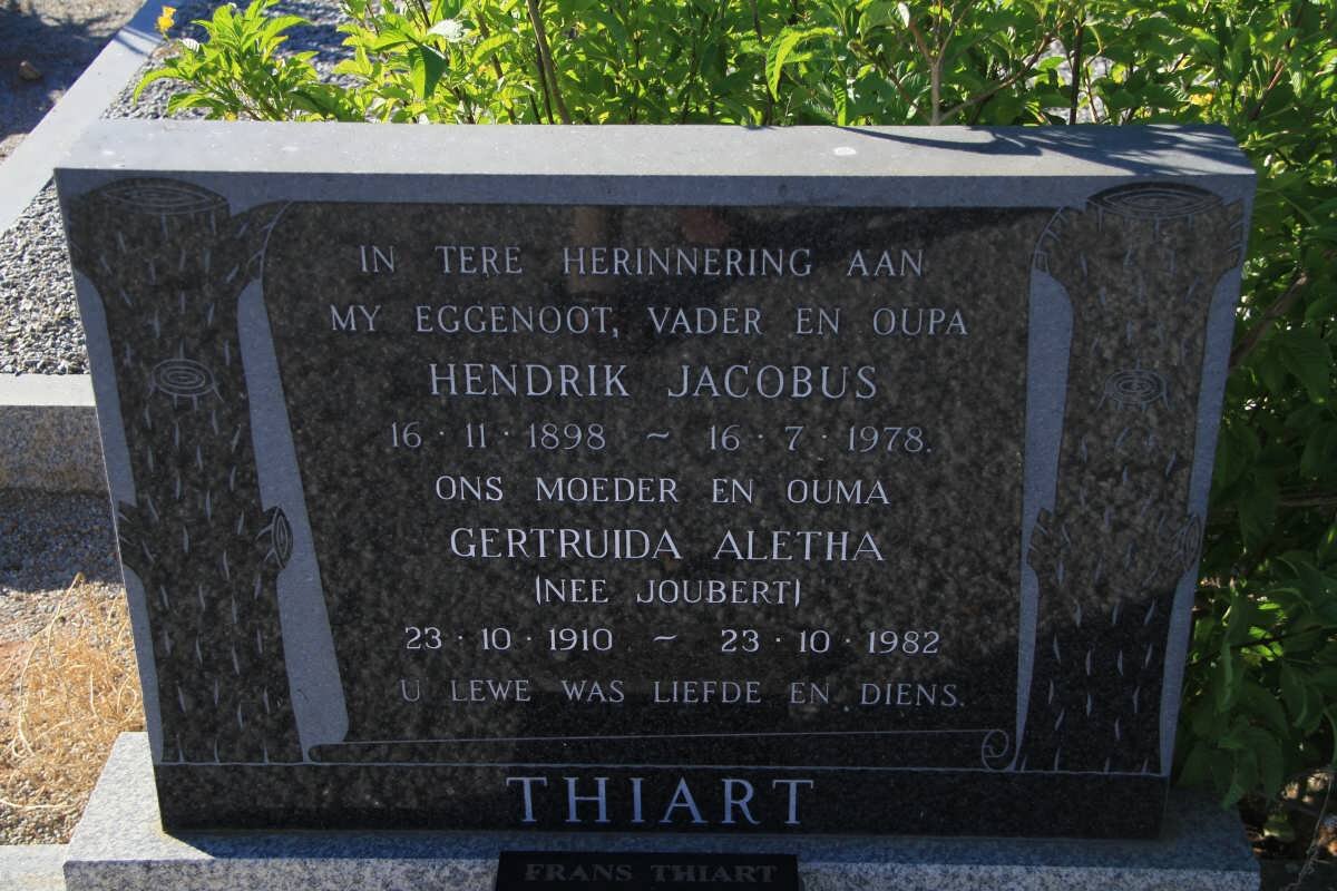 THIART Hendrik Jacobus 1898-1978 &amp; Gertruida Aletha JOUBERT 1910-1982