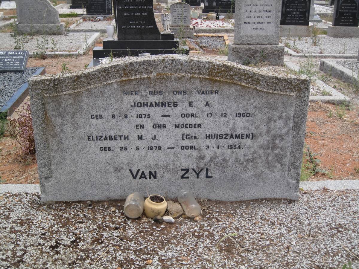 ZYL Johannes E.A., van 1875-1960 &amp; Elizabeth M.J. HUIZAMEN 1878-1954