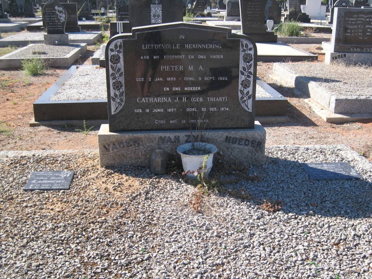 ZYL, van :: THIART :: RADEMEYER