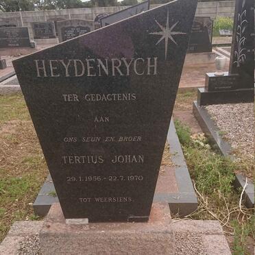 H - Vanne :: Surnames - H