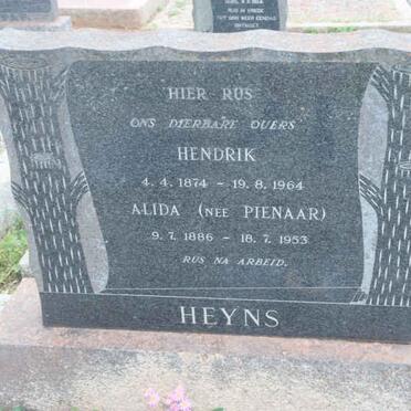 HEYNS Hendrik 1874-1964 &amp; Alida PIENAAR 1886-1953