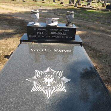 MERWE Pieter Johannes, van der 1952-1987