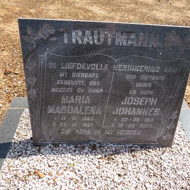 TRAUTMANN Joseph Johannes 1918-2002 &amp; Maria Magdalena 1920-1997