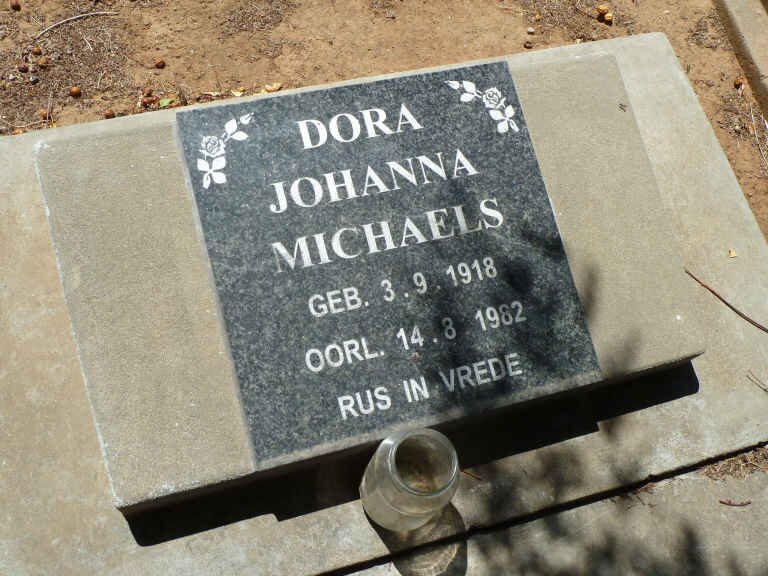 MICHAELS Dora Johanna 1918-1982