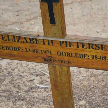 PIETERSEN Elizabeth 1971-2008