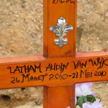 WYK Latham Audin, van 2010-2010