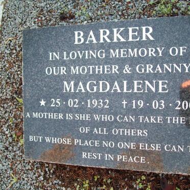 BARKER Magdalene 1932-2003