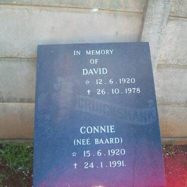 CRUICKSHANK David 1920-1978 &amp; Connie BAARD 1920-1991