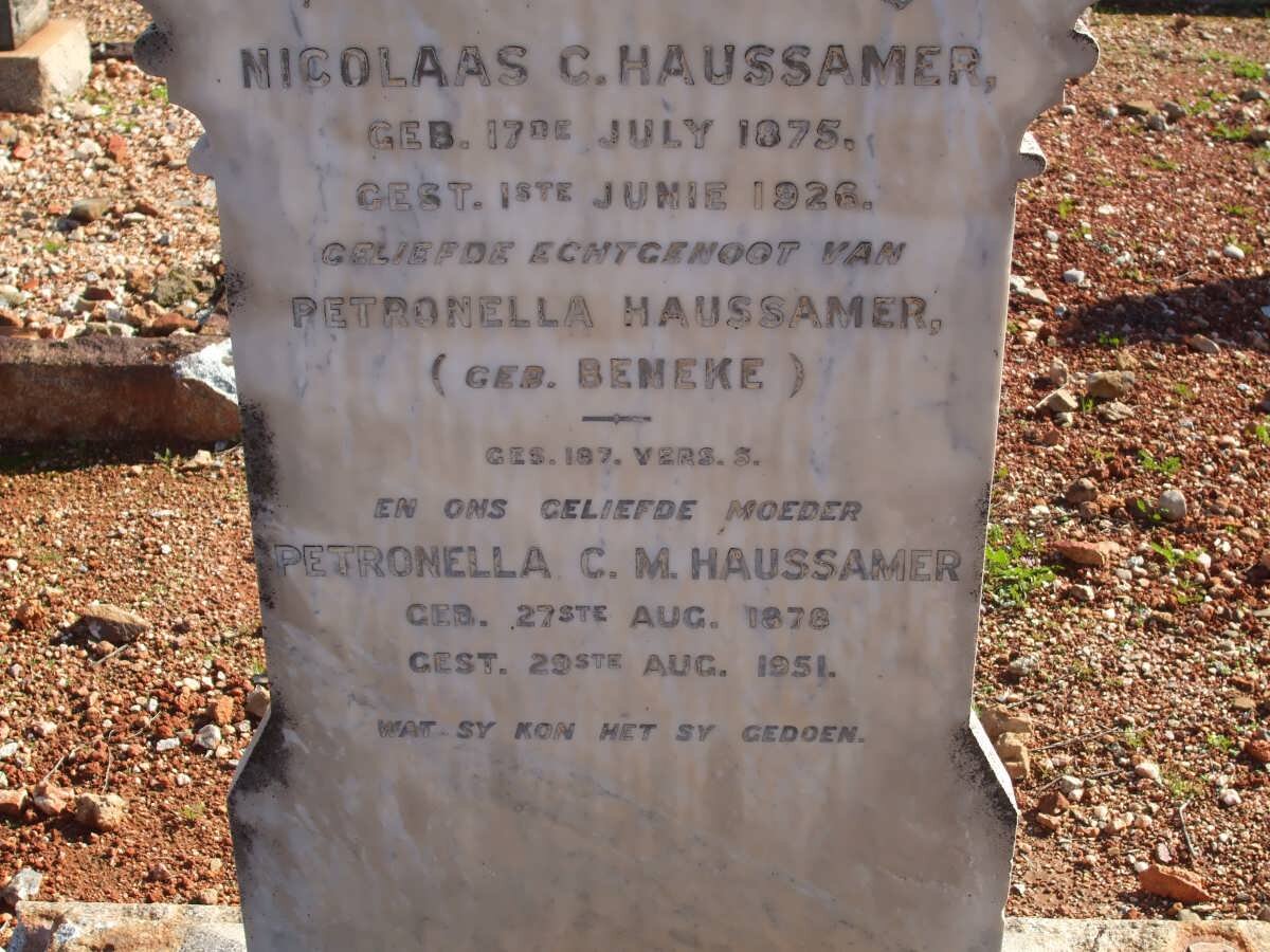HAUSSAMER Nicolaas 1875-1928 &amp; Petronella C.M. BENEKE 1878-1951